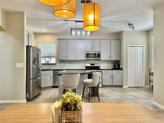 12014 DEACONS CROFT LANE, Tampa, FL 33626