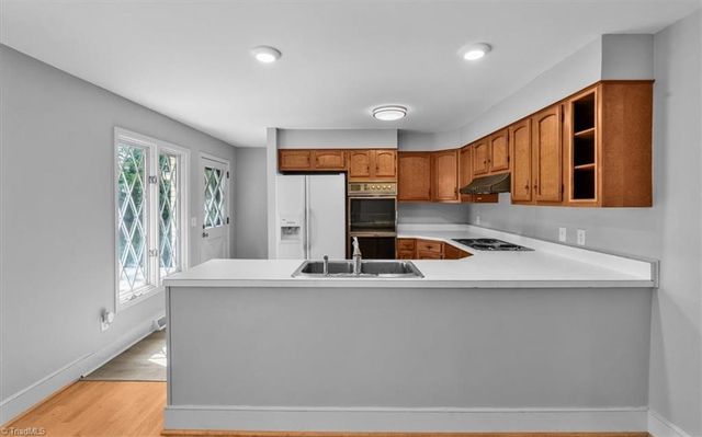 904 Pebble Drive, Greensboro, NC 27410