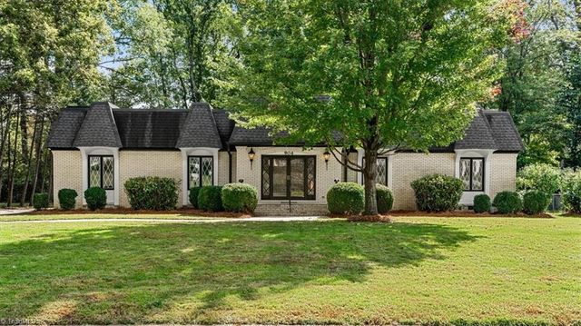 904 Pebble Drive, Greensboro, NC 27410