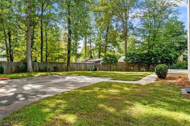 904 Pebble Drive, Greensboro, NC 27410