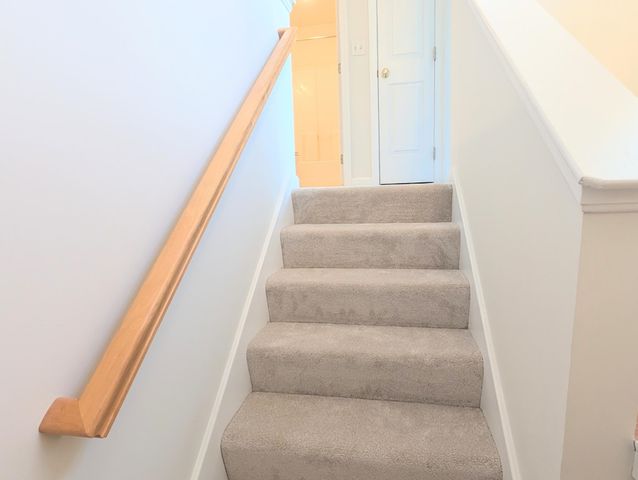 16 Edward Circle, Bedford, NH 03110