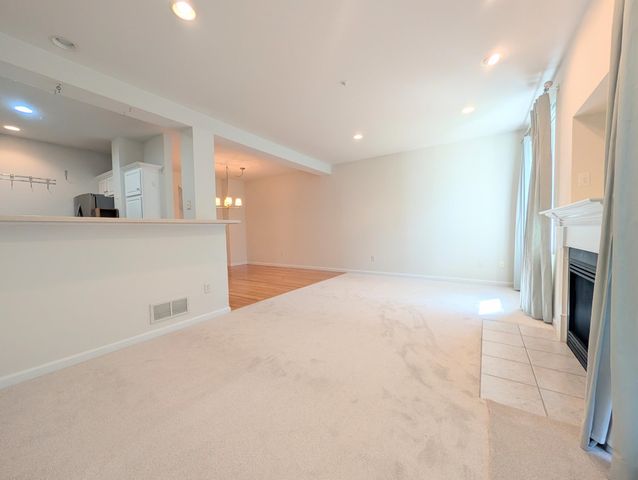16 Edward Circle, Bedford, NH 03110