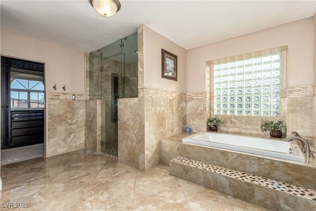 2925 Mondavi Court, Las Vegas, NV 89117