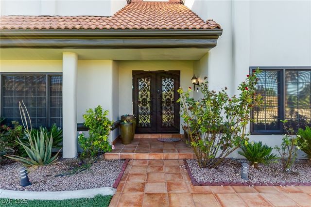 2925 Mondavi Court, Las Vegas, NV 89117