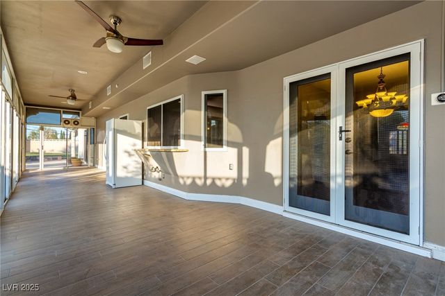 2925 Mondavi Court, Las Vegas, NV 89117