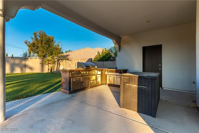 2925 Mondavi Court, Las Vegas, NV 89117