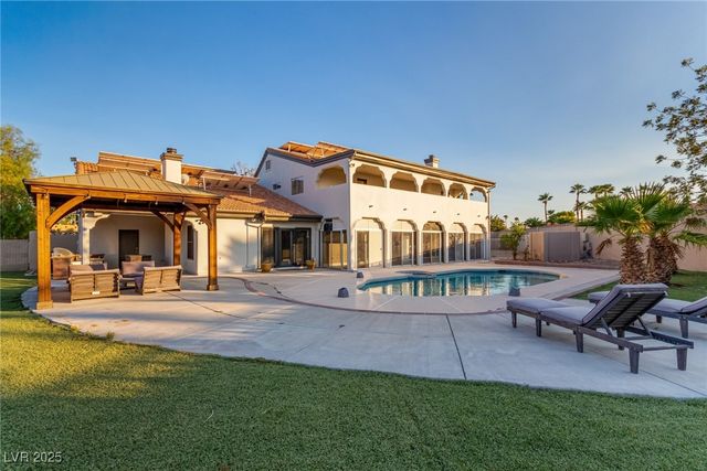 2925 Mondavi Court, Las Vegas, NV 89117