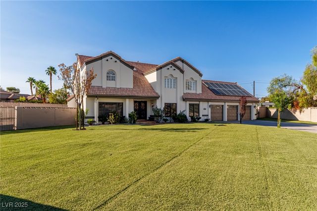 2925 Mondavi Court, Las Vegas, NV 89117