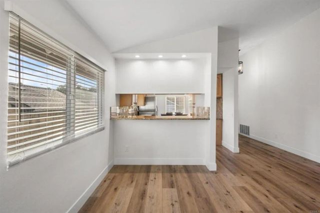 22945 Magnolia Glen Drive, Valencia, CA 91354