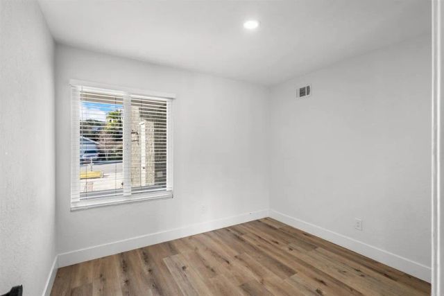 22945 Magnolia Glen Drive, Valencia, CA 91354