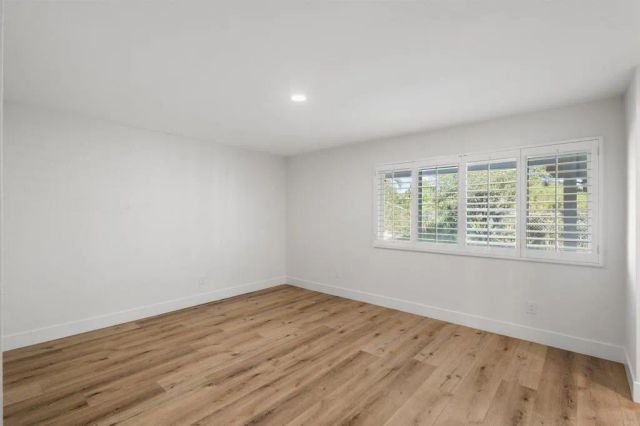 22945 Magnolia Glen Drive, Valencia, CA 91354