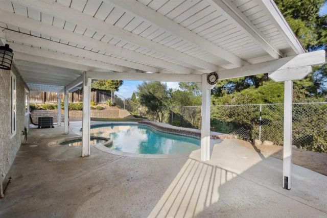 22945 Magnolia Glen Drive, Valencia, CA 91354