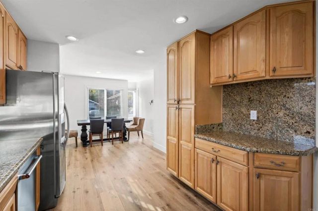 22945 Magnolia Glen Drive, Valencia, CA 91354