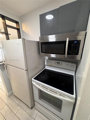 2900 N Ocean Blvd 2, Fort Lauderdale, FL 33308