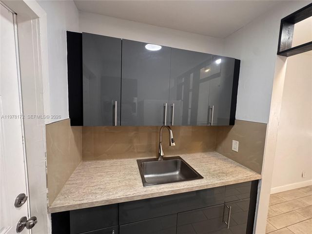 2900 N Ocean Blvd 2, Fort Lauderdale, FL 33308