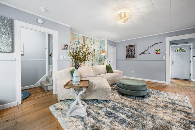 8 Bixby St 8, North Andover, MA 01845