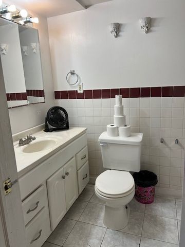 3121 N Wolf Road, Melrose Park, IL 60164