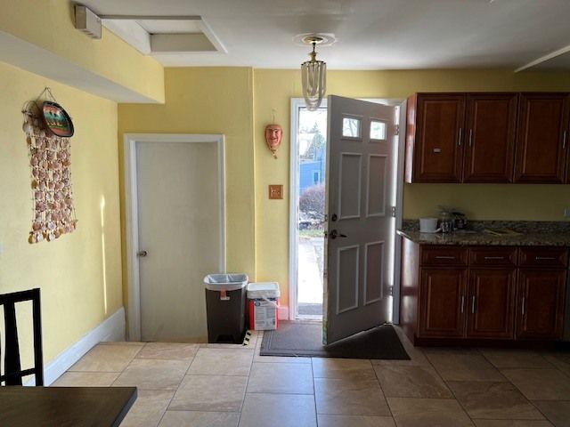 3121 N Wolf Road, Melrose Park, IL 60164