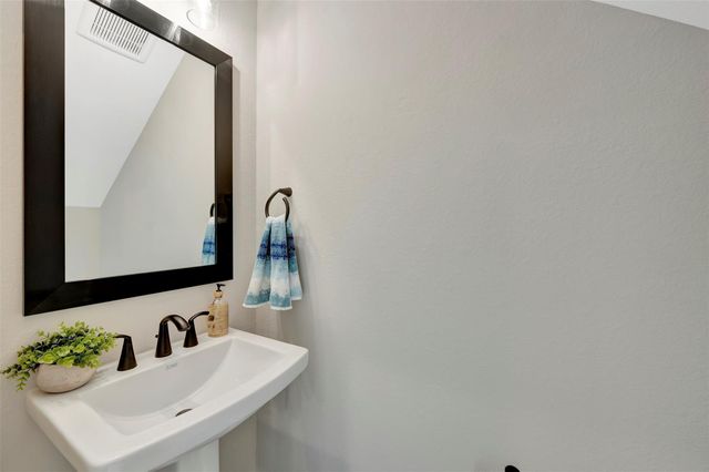 16043 Hayes Park Drive, Houston, TX 77079