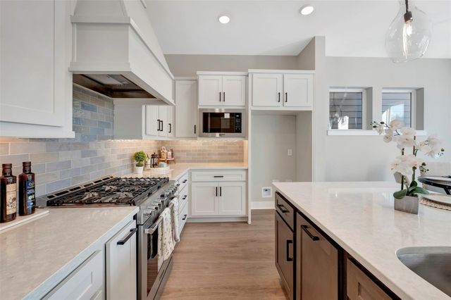 16043 Hayes Park Drive, Houston, TX 77079