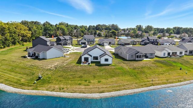 1136 Herdsman Boulevard, Huntertown, IN 46748