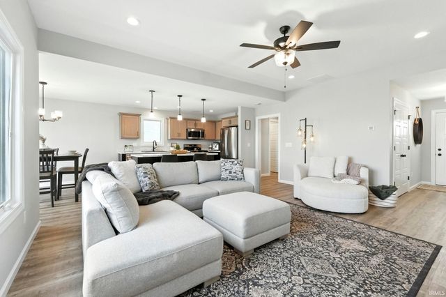 1136 Herdsman Boulevard, Huntertown, IN 46748