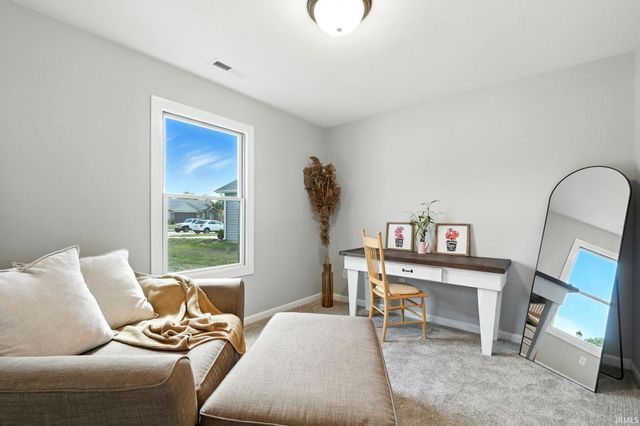 1136 Herdsman Boulevard, Huntertown, IN 46748