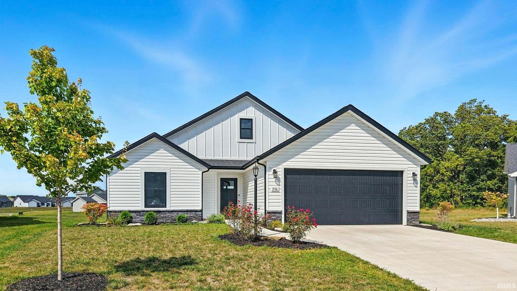 1136 Herdsman Boulevard, Huntertown, IN 46748