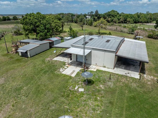 21216 Glades Cut Off Road, Port St. Lucie, FL 34987