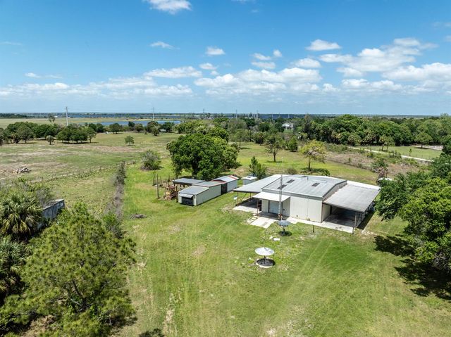 21216 Glades Cut Off Road, Port St. Lucie, FL 34987
