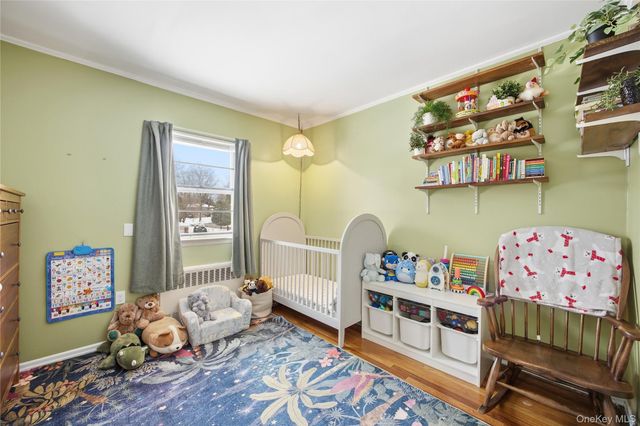 12 Viola Drive, Glen Cove, NY 11542