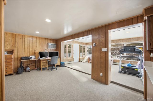 12 Viola Drive, Glen Cove, NY 11542