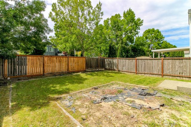 19108 18th Avenue Ct E, Spanaway, WA 98387