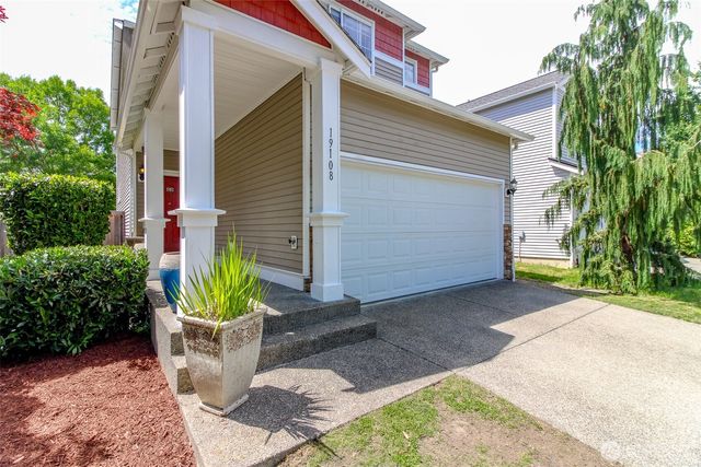 19108 18th Avenue Ct E, Spanaway, WA 98387