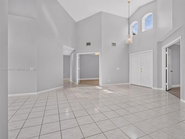 1520 Seabay Road, Weston, FL 33326