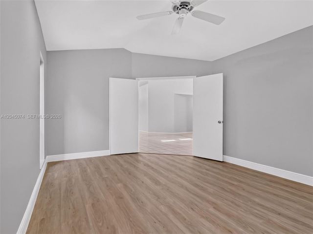1520 Seabay Road, Weston, FL 33326
