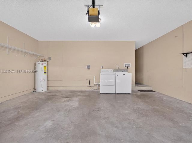 1520 Seabay Road, Weston, FL 33326