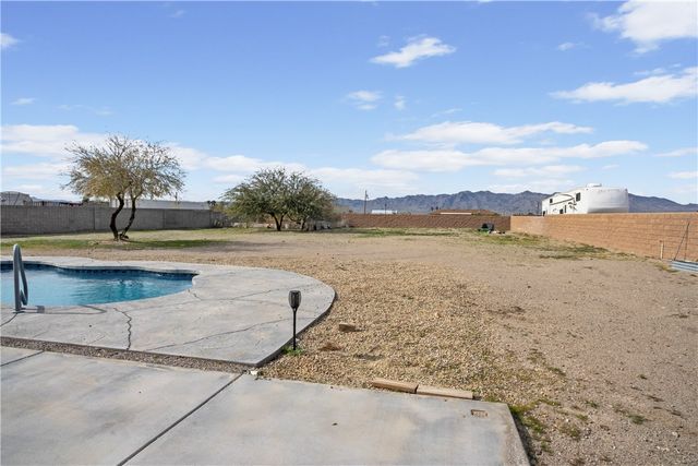 5331 S Cholla Drive, Fort Mohave, AZ 86426