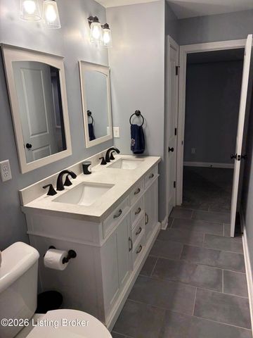 121 Lillian Ct, Shepherdsville, KY 40165