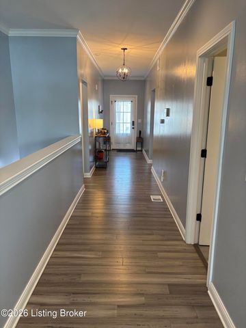 121 Lillian Ct, Shepherdsville, KY 40165