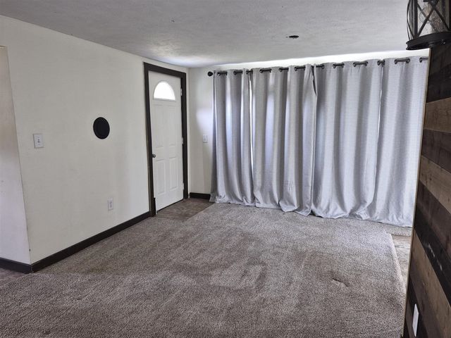17125 Tyrone Avenue, Kent City, MI 49330