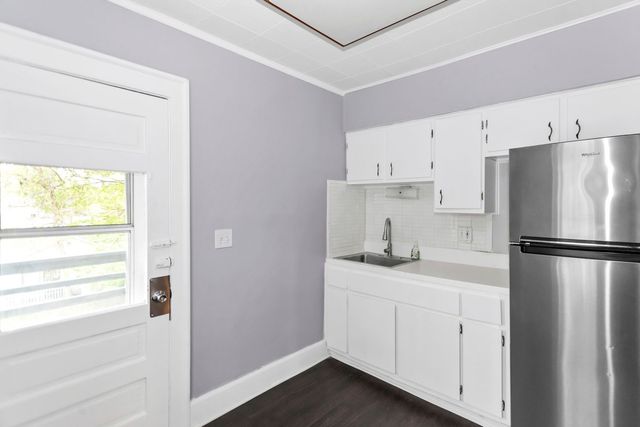 209 E Washington Street, West Chicago, IL 60185