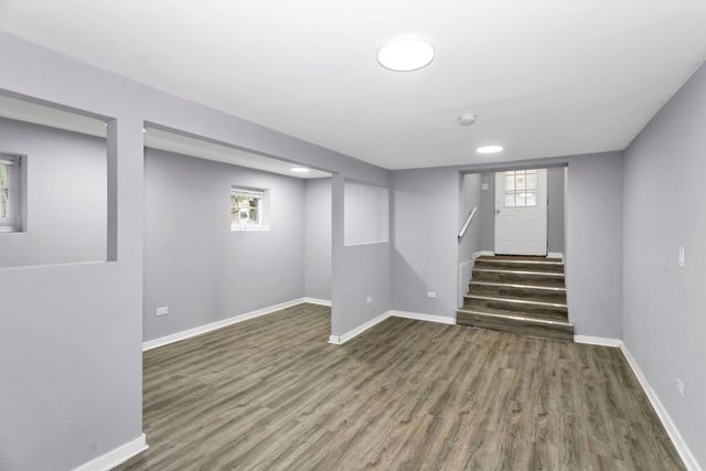 209 E Washington Street, West Chicago, IL 60185