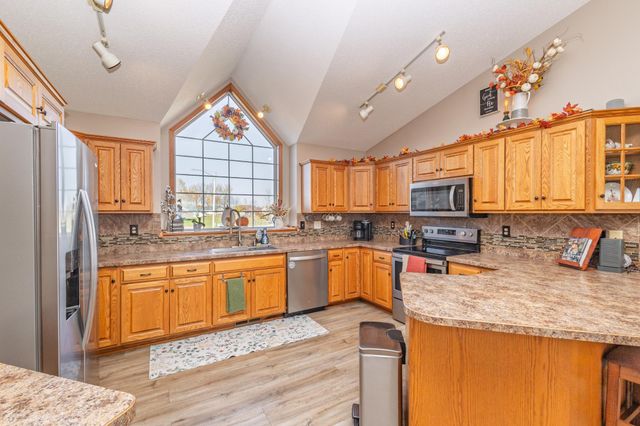 609 W 7th Avenue, Osakis, MN 56360