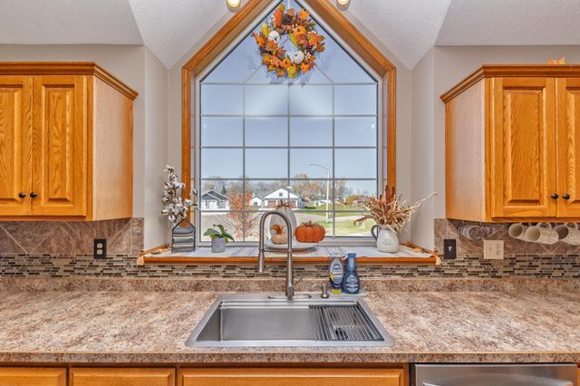 609 W 7th Avenue, Osakis, MN 56360