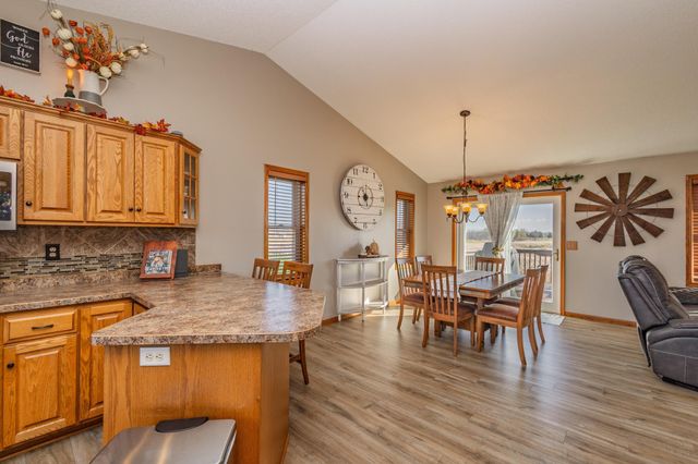 609 W 7th Avenue, Osakis, MN 56360