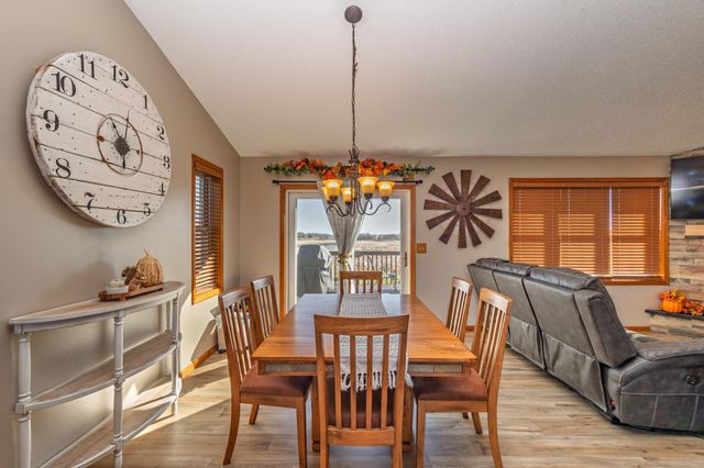 609 W 7th Avenue, Osakis, MN 56360