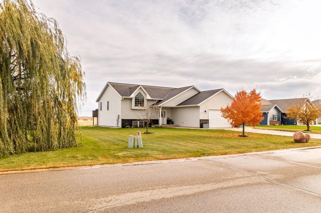 609 W 7th Avenue, Osakis, MN 56360