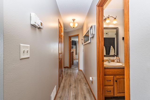 609 W 7th Avenue, Osakis, MN 56360