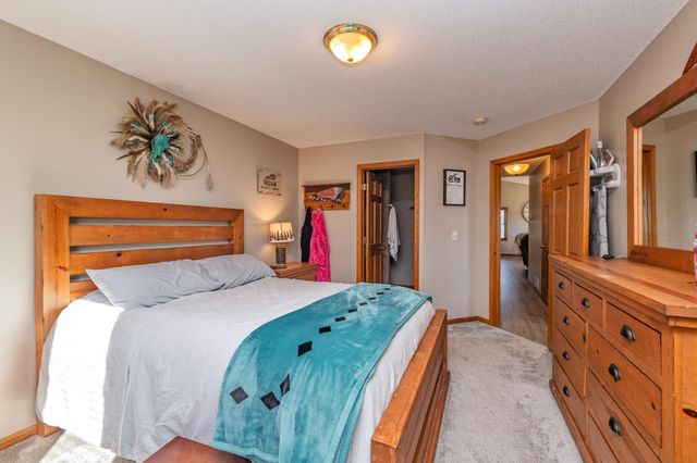 609 W 7th Avenue, Osakis, MN 56360